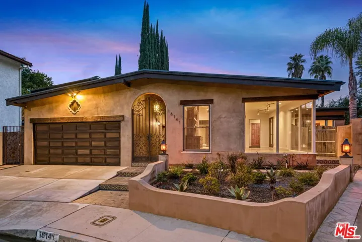16141 Bayberry Place, Sherman Oaks, California 91403