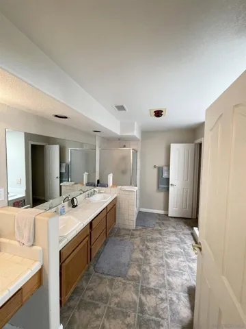 2048 Brookhurst Dr, El Cajon, California 92019