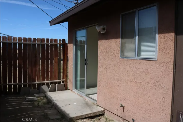 15862 Green Hill Drive, Victorville, California 92394