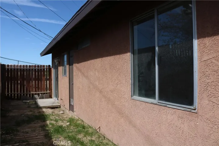 15862 Green Hill Drive, Victorville, California 92394