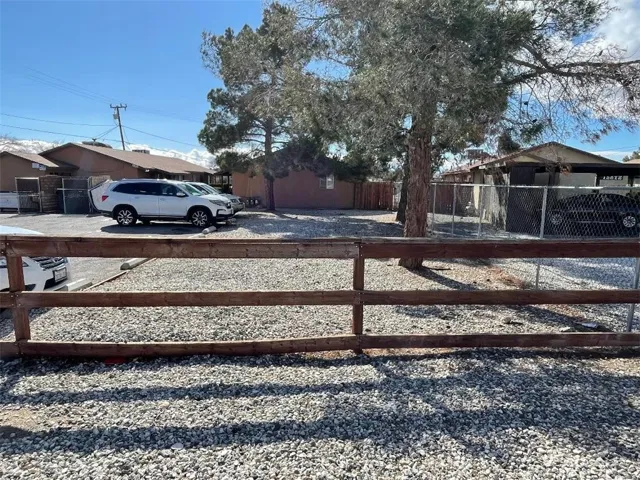 15862 Green Hill Drive, Victorville, California 92394