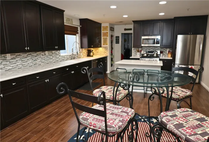 5832 Opal Court, Fontana, California 92336