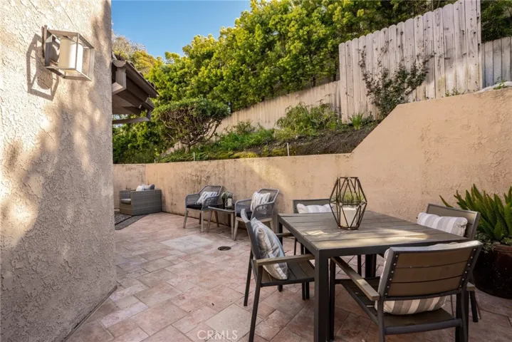 245 Calliope Street 2, Laguna Beach, California 92651