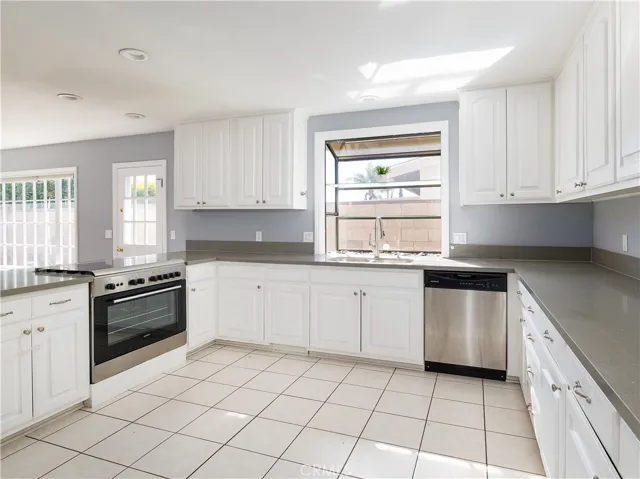8460 Hanna Avenue, West Hills, California 91304