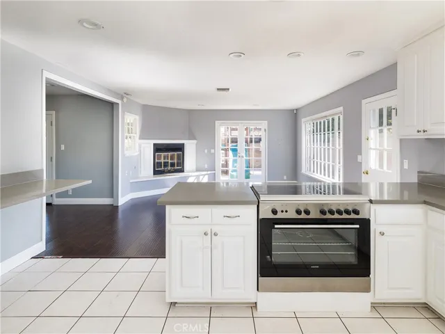 8460 Hanna Avenue, West Hills, California 91304