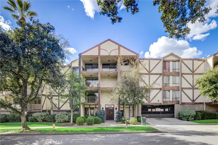 125 N Allen Avenue 310, Pasadena, California 91106