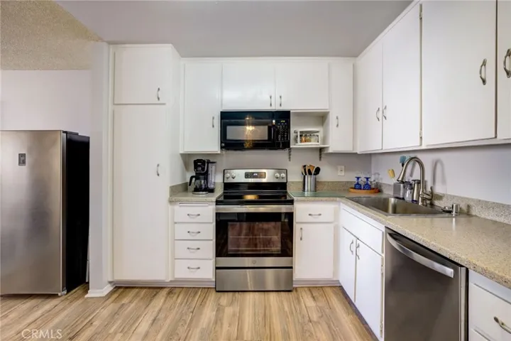 125 N Allen Avenue 310, Pasadena, California 91106