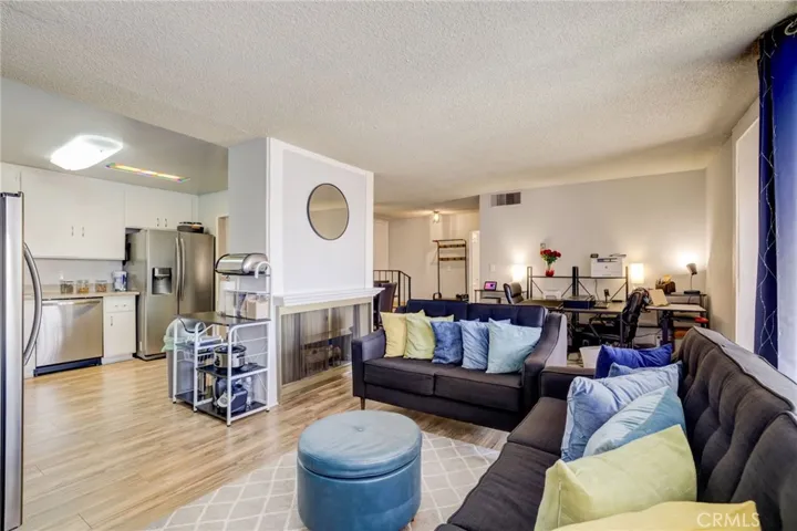 125 N Allen Avenue 310, Pasadena, California 91106