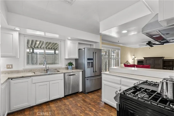 5540 W. 5th Street #37, Oxnard, California 93035