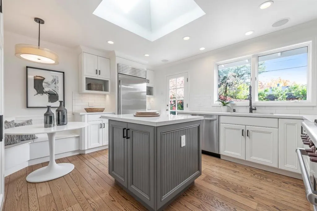 1360 Hillview Drive, Menlo Park, California 94025 home-pic-9