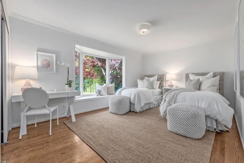 1360 Hillview Drive, Menlo Park, California 94025 home-pic-19