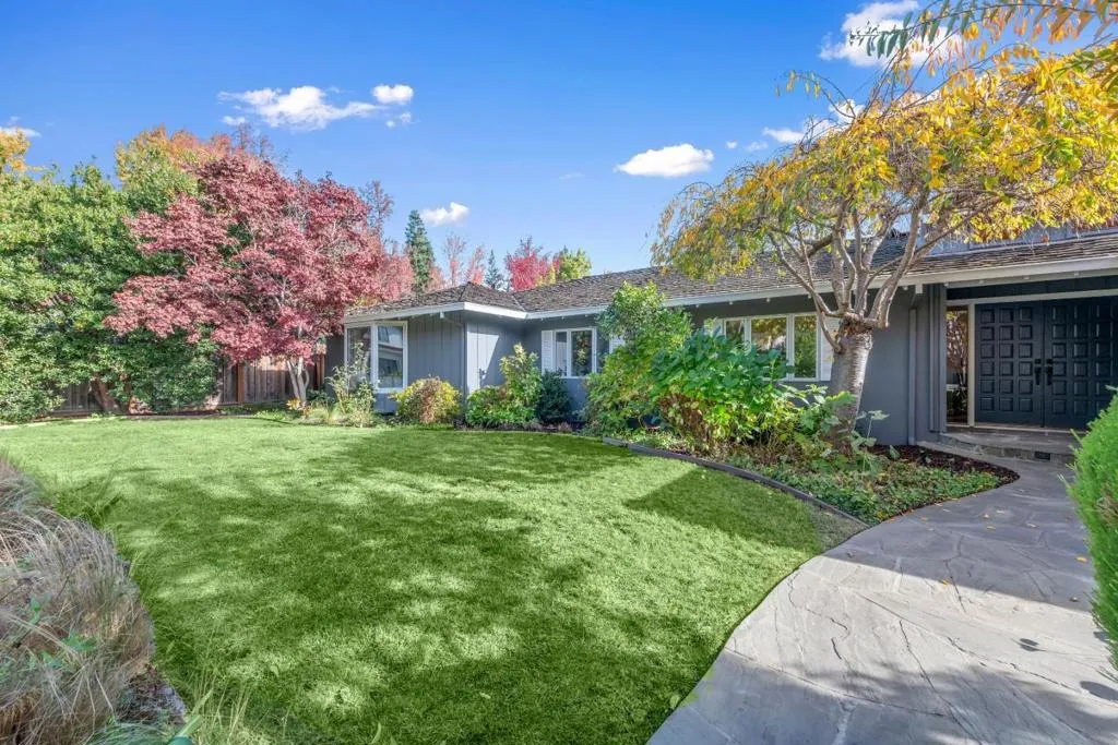1360 Hillview Drive, Menlo Park, California 94025 home-pic-3