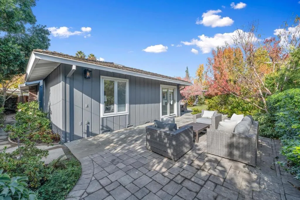 1360 Hillview Drive, Menlo Park, California 94025 home-pic-31