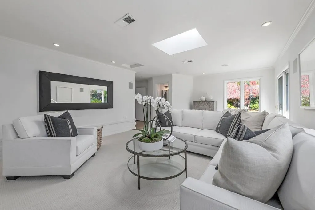 1360 Hillview Drive, Menlo Park, California 94025 home-pic-15
