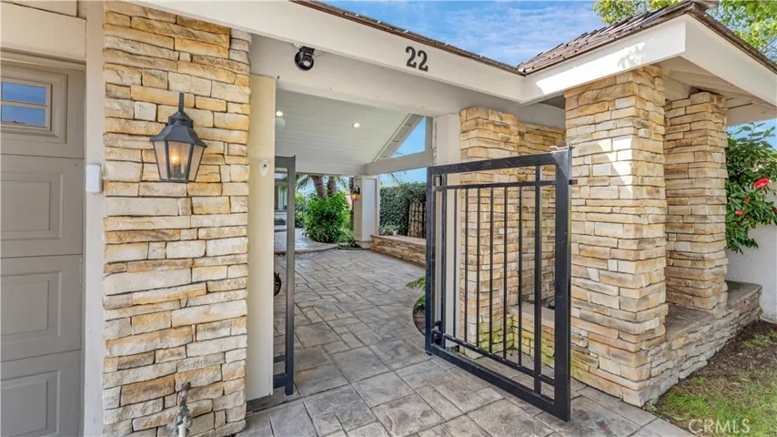 Welcome! Gorgeous stonework and gate