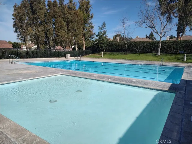 Lemongrass Pool with wader is so convenient, just across the park.