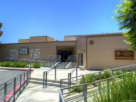 Students attend California and Blue Ribbon Schools! Stonecreek Elementary