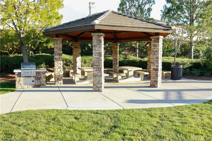 46262 Lone Pine Drive, Temecula, California 92592
