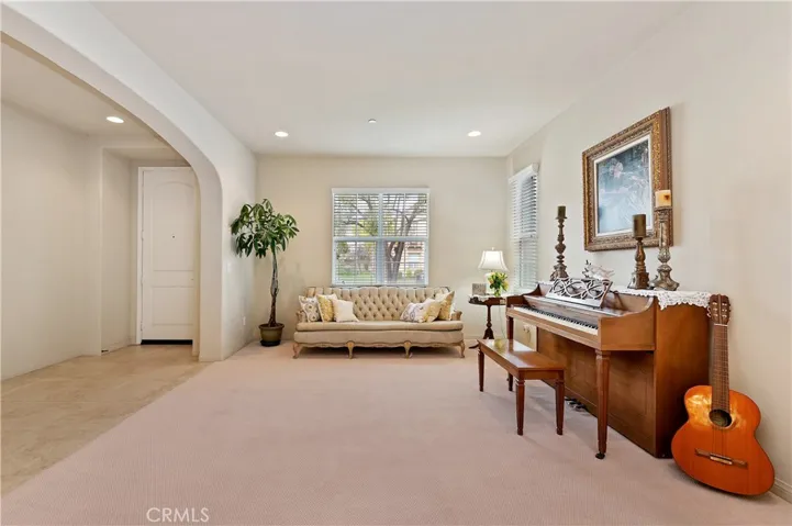 46262 Lone Pine Drive, Temecula, California 92592