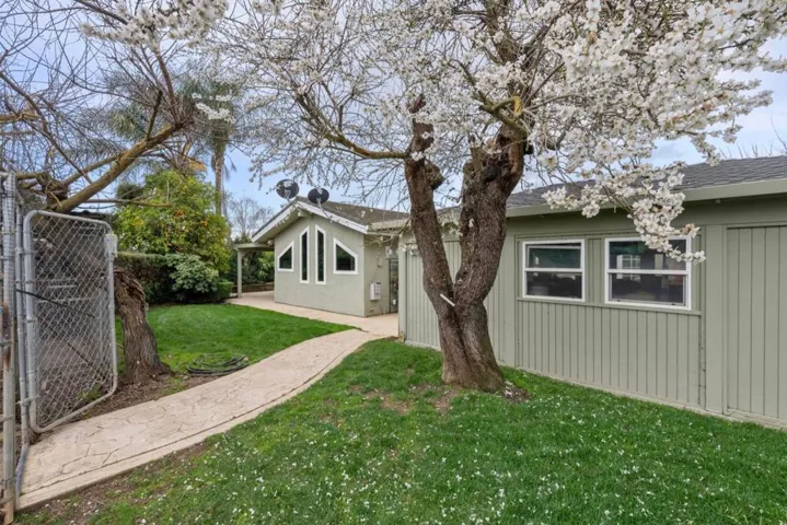 13440 Center Avenue, San Martin, California 95046