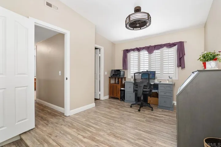 1009 Nightingale Place, Escondido, California 92027