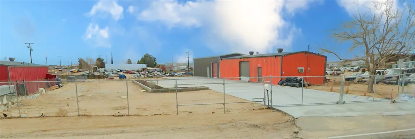 17331 Eucalyptus Street A, Hesperia, California 92345