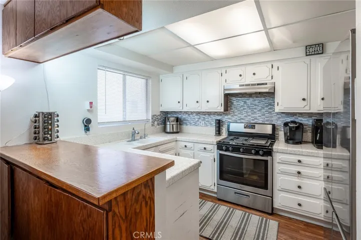 2209 W 239th Street, Torrance, California 90501