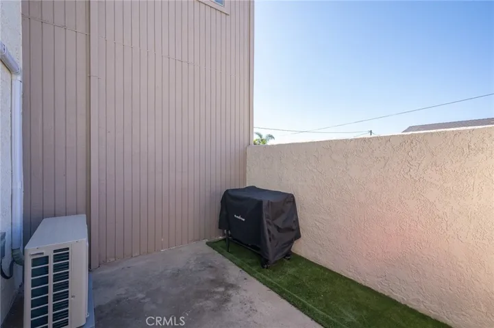 2209 W 239th Street, Torrance, California 90501