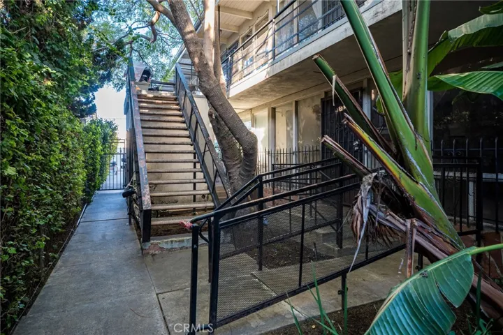 837 Chestnut Avenue Unit 12, Long Beach, California 90813