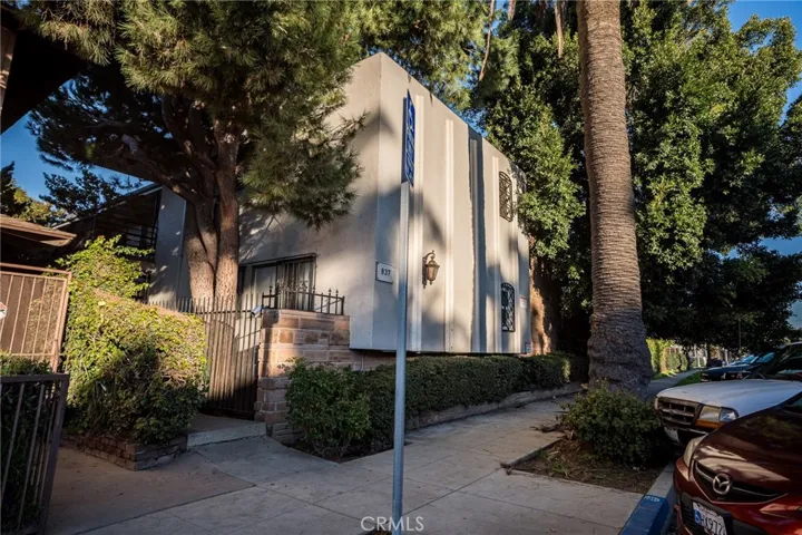 837 Chestnut Avenue Unit 12, Long Beach, California 90813