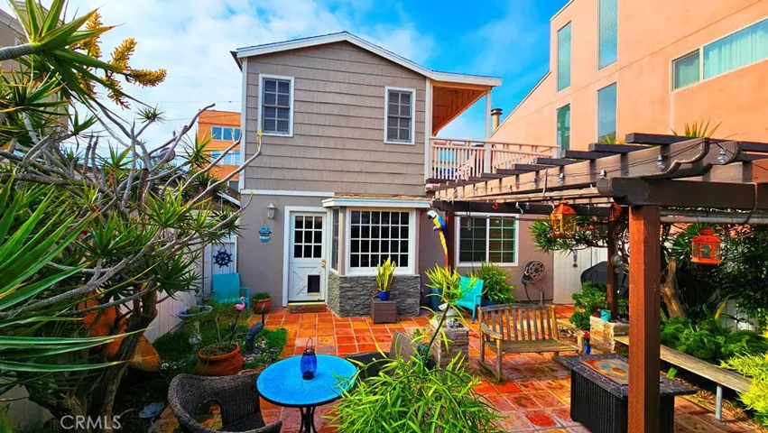 16742 Bayview Drive, Sunset Beach, California 90742