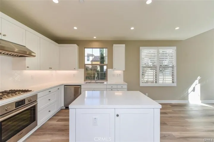 160 Falcon Ridge, Irvine, California 92618