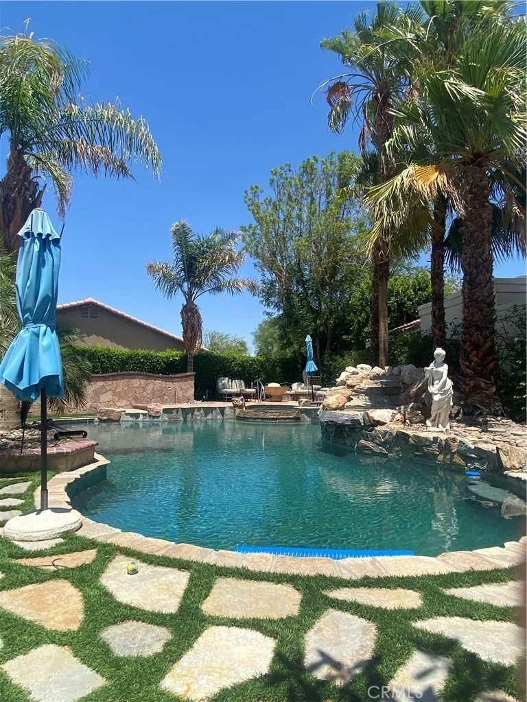 43518 Via Magellan Drive, Palm Desert, California 92211 home-pic-2