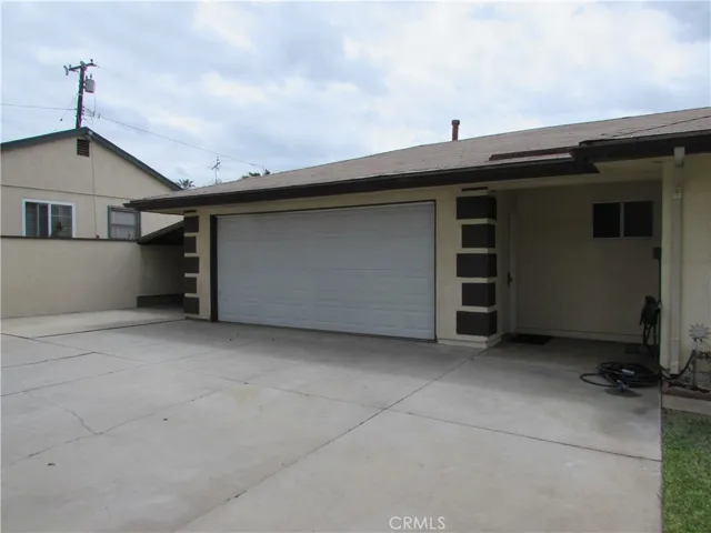 3 br unit