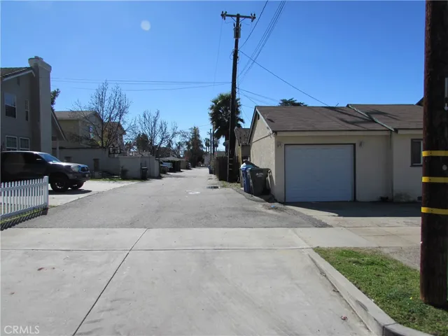 210 E Whitcomb Avenue, Glendora, California 91741