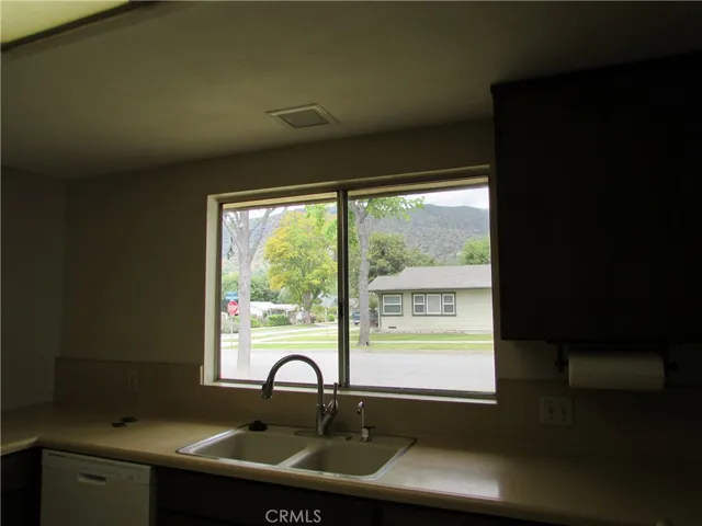 210 E Whitcomb Avenue, Glendora, California 91741