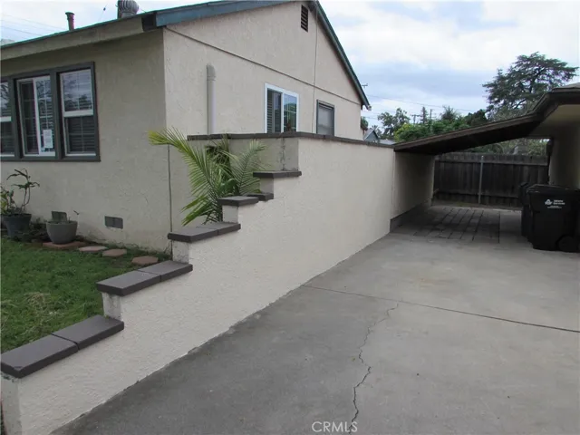 210 E Whitcomb Avenue, Glendora, California 91741