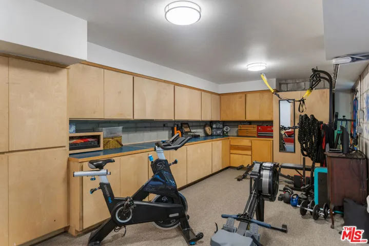 Garage, ample storage