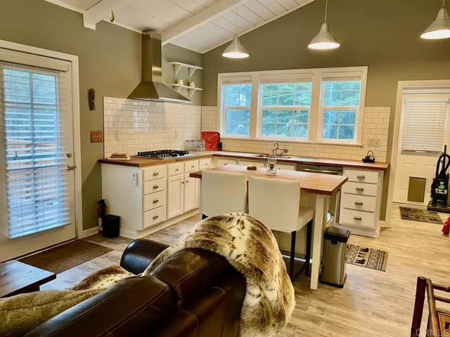 21871 Crestline Road, Palomar Mountain, California 92060