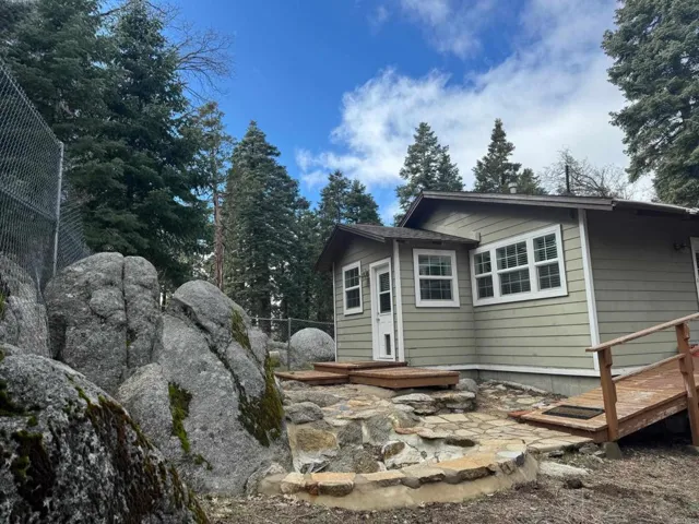 21871 Crestline Road, Palomar Mountain, California 92060