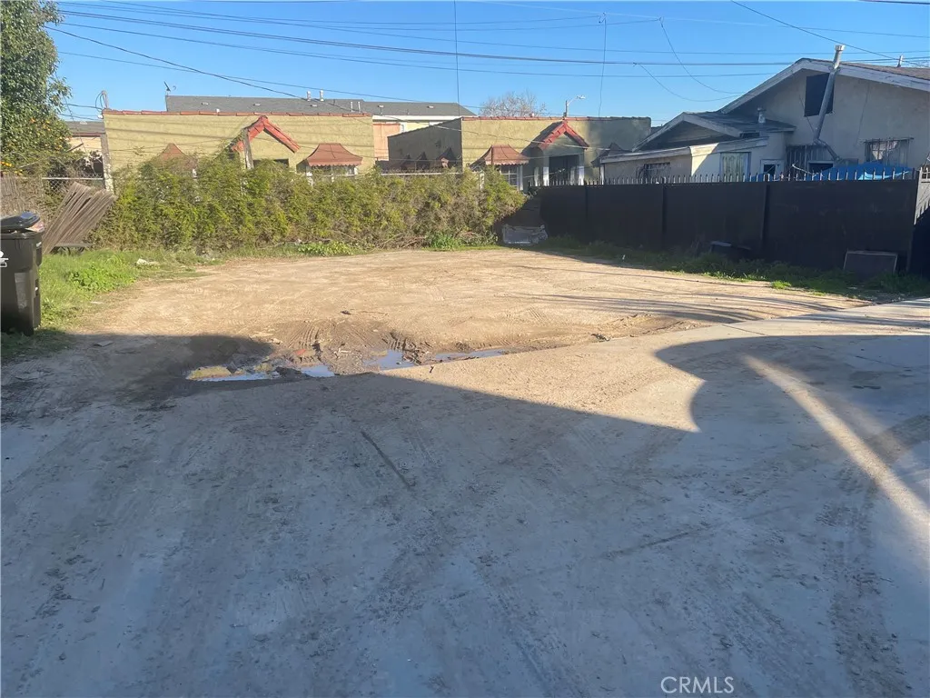 8420 S Broadway, Los Angeles, California 90003 home-pic-17