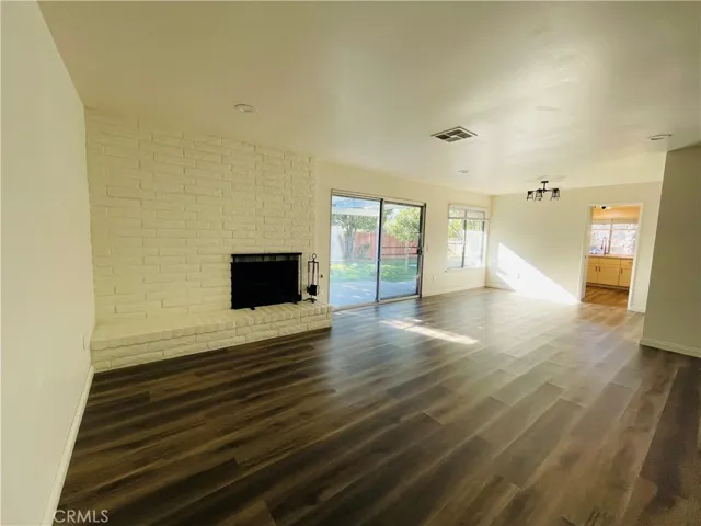 420 Lakeside Avenue, Redlands, California 92373
