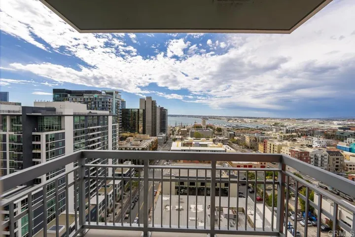 300 W Beech St. 1602, San Diego, California 92101