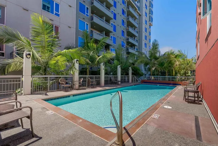300 W Beech St. 1602, San Diego, California 92101