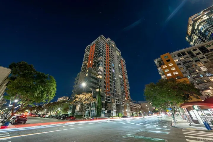 300 W Beech St. 1602, San Diego, California 92101