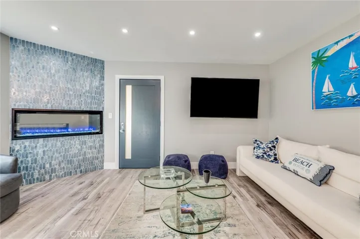 72 The Strand Unit 5, Hermosa Beach, California 90254