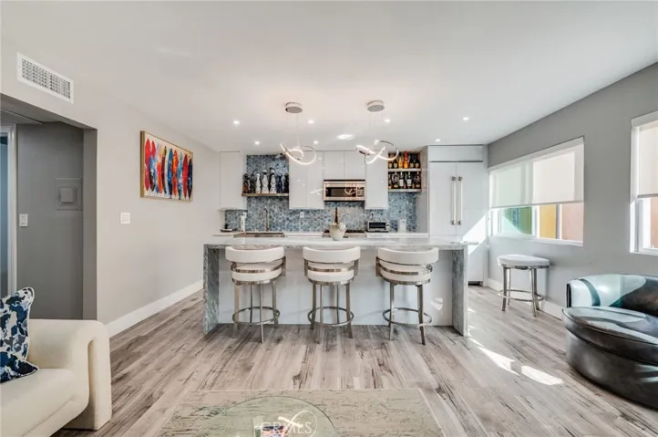 72 The Strand Unit 5, Hermosa Beach, California 90254