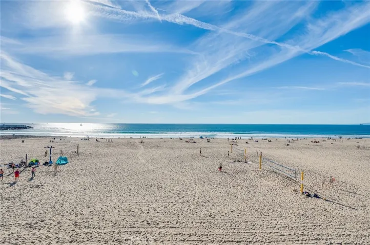 72 The Strand Unit 5, Hermosa Beach, California 90254