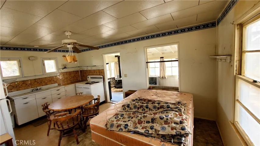 Rec. cabin interior pic.