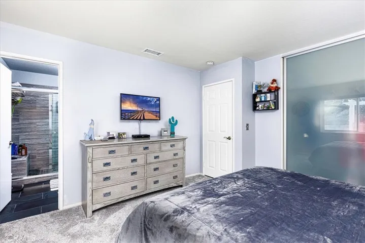 Primary suite